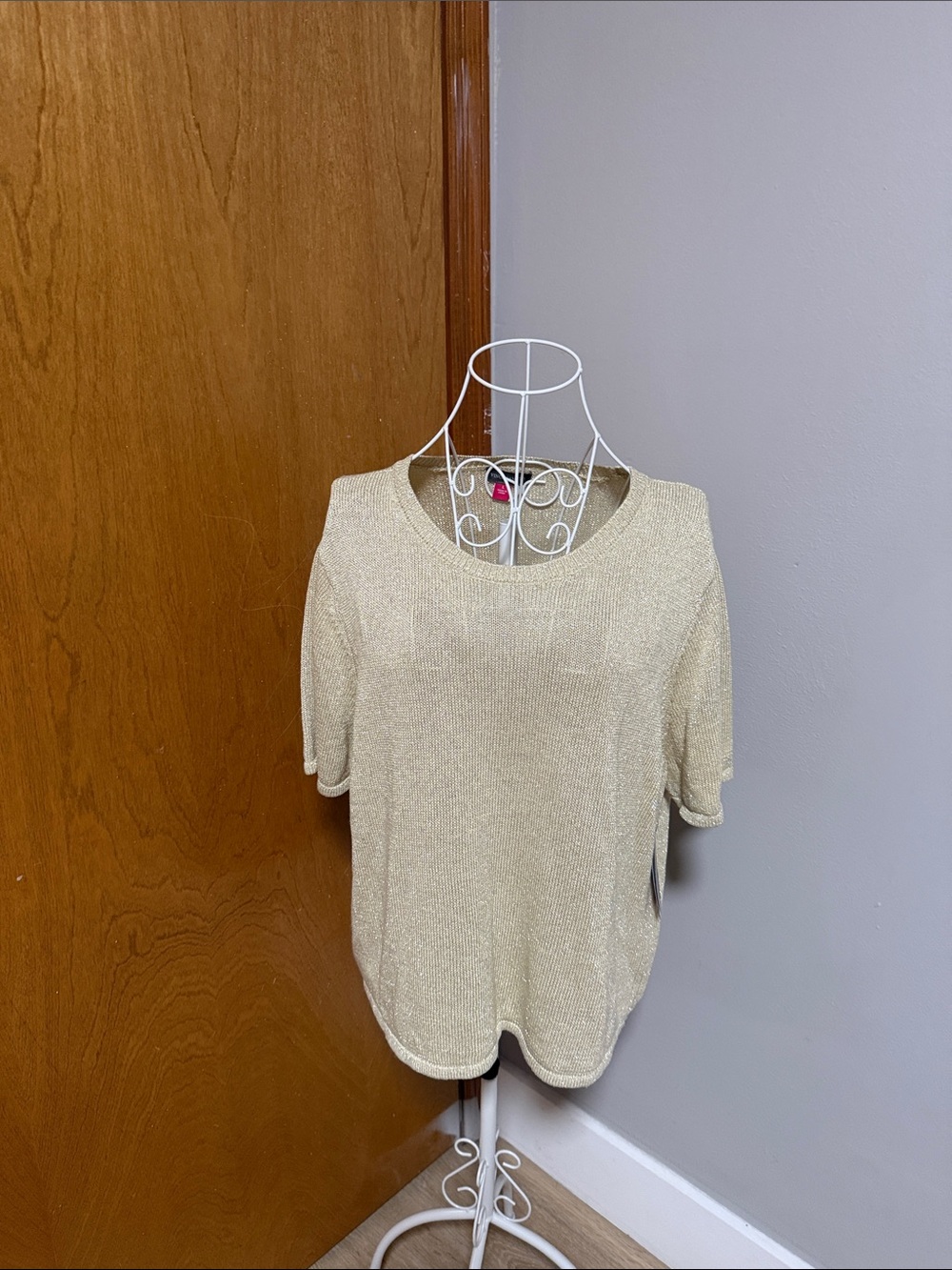 Vince Camuto Metallic Cream Short-Sleeve Knit Top